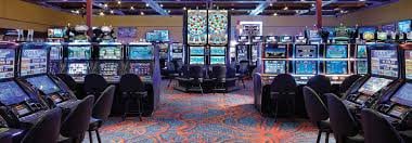 স্মার্টফোনে azurebet ভার্চুয়াল রেসিং উপভোগ করছেন বাংলাদেশি ব্যবহারকারী